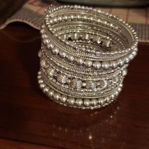 Cuff bracelet